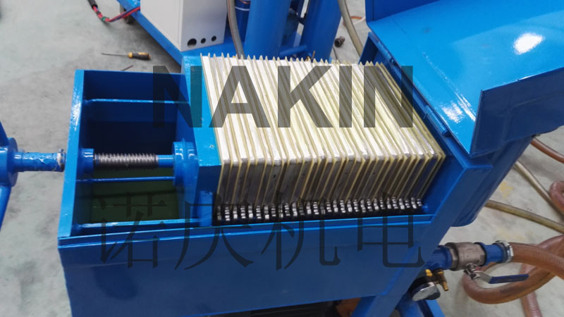1585115920131648.jpg 板框濾油機.jpg